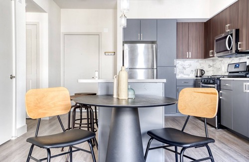 Fremont Apartment | Sleek Fremont 1BR w/Roof Deck, Pool & Spa, near TJ & WF, by Blueground