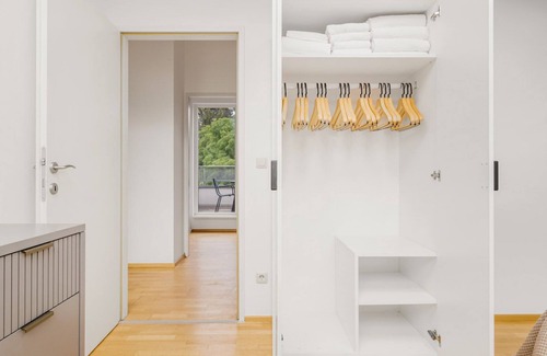 Hietzing Apartment | Sleek Hietzing 2BR w/Community Garden & Private Terrace, by Blueground