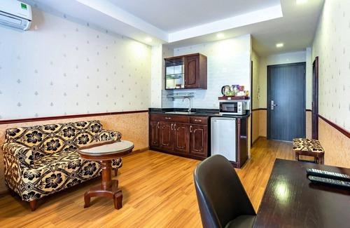 Phu My Hung House | Sleek Luxury Studio | Near SECC & Cafés