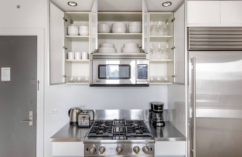Hell's Kitchen Apartment | Sleek Midtown West 2BR w/ Gym & W/D, nr Hudson River Park, by Blueground