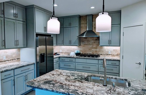 Brentwood Boat Rental | Sleek & Modern Austin Retreat - Close to UT & The Domain