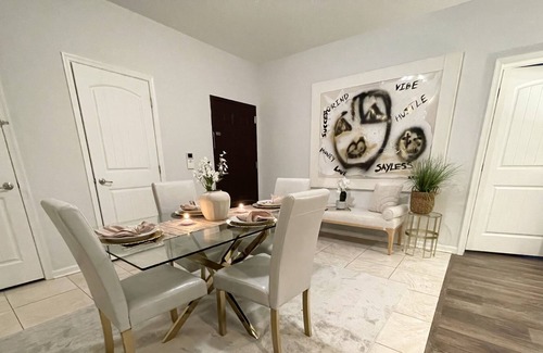 Middlesex House | Sleek & Sexy Condo with balcony