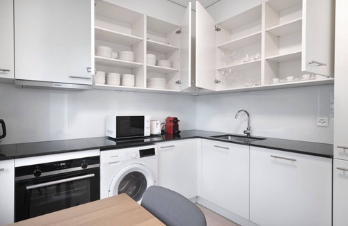 St. Johann Apartment | Sleek St. Johann 3 Room w/Storage & W/D, nr Local Market, by Blueground
