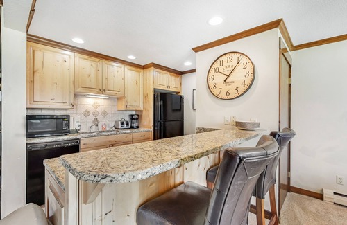 Dillon Condo | Sleek & unique mountain retreat w/breathtaking lake views, shared pool & hot tub
