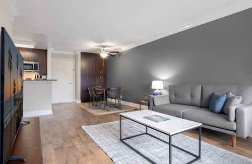 Palms Apartment | Sleek Westside 1BR w/Pool, Gym, Bball & Tennis Courts, by Blueground