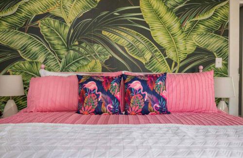 Bristol House | Sleep 10 * in this historic home in state streets