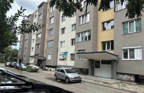 Sofia City Center Apartment | Sleep and fly. Small apartment near the airport. Air conditioning and WiFi