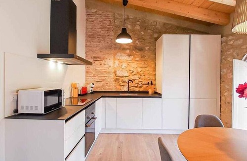 Besalu Apartment | Sleep and Stay Besalú Iglesia Atico with terrace