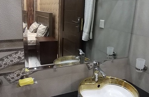 Johar Town House | Sleep - Eat - Comfort