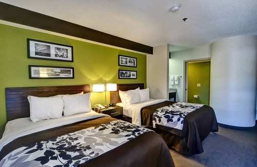 Blue Jay Hotel | Sleep Inn Beaver - Beckley
