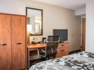 Bedford Park Hotel | Sleep Inn Midway Airport