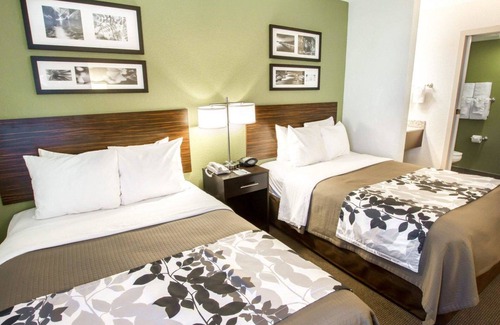 Paradise Valley Village Hotel | Sleep Inn North Scottsdale near Mayo Clinic