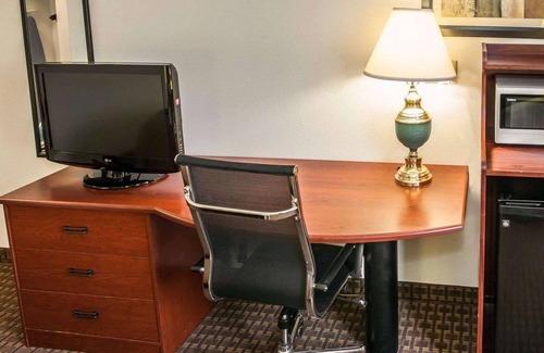 South Bend Hotel | Sleep Inn South Bend Airport