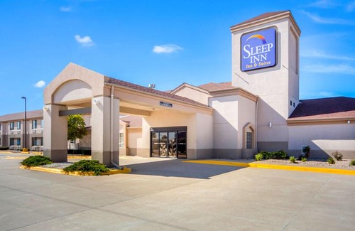 Columbus Hotel | Sleep Inn & Suites Columbus Columbus