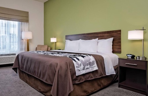 Fort Scott Hotel | Sleep Inn & Suites Fort Scott