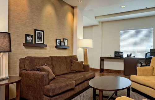 Fort Scott Hotel | Sleep Inn & Suites Fort Scott