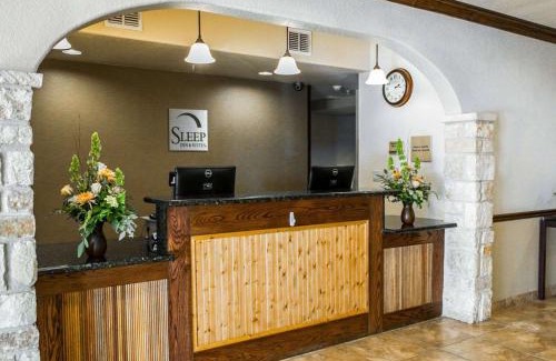 Gonzales Hotel | Sleep Inn & Suites Gonzales near Palmetto State Park