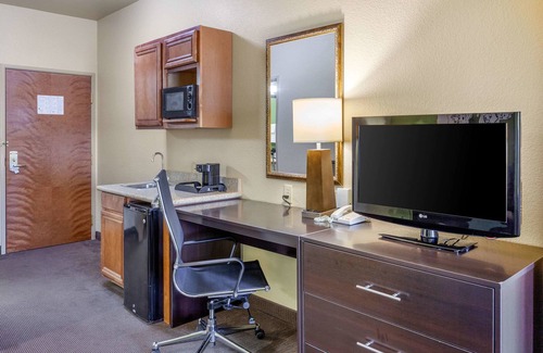 Hewitt Hotel | Sleep Inn & Suites Hewitt - South Waco