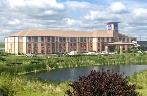 Liberty Hotel | Sleep Inn & Suites Indoor Waterpark