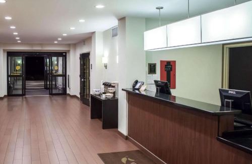 Liberty Hotel | Sleep Inn & Suites Indoor Waterpark
