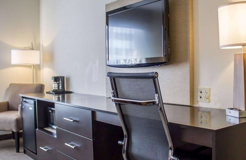 Moundsville Hotel | Sleep Inn & Suites Moundsville - Wheeling