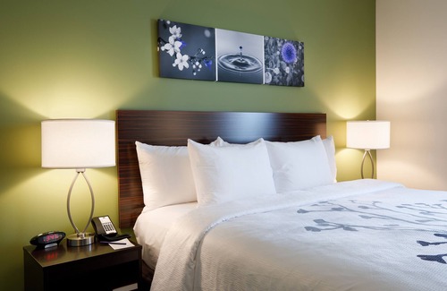 Park City Hotel | Sleep Inn & Suites Park City - Wichita North