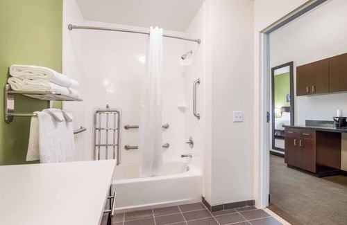 Park City Hotel | Sleep Inn & Suites Park City - Wichita North