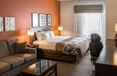 Caddo Heights-South Highlands Hotel | Sleep Inn & Suites Shreveport near Medical Center