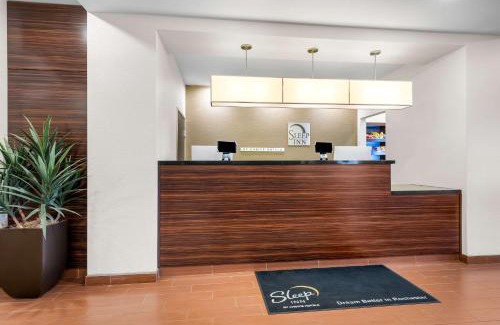 Rochester Hotel | Sleep Inn & Suites West-Near Medical Center