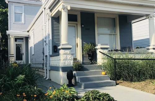Schnitzelburg House | Sleep like a king in king-size beds in Louisville's Germantown neighborhood
