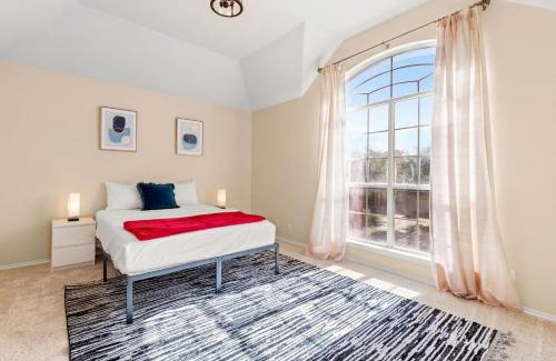 Scenic Oaks House | Sleep on the Cloud - 5 Bedrooms - Corner Lot