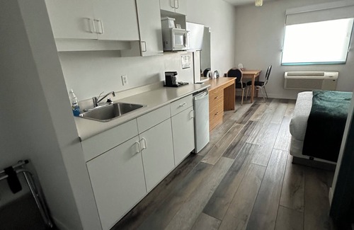 Steinbach Hotel | Sleep Suite Motel