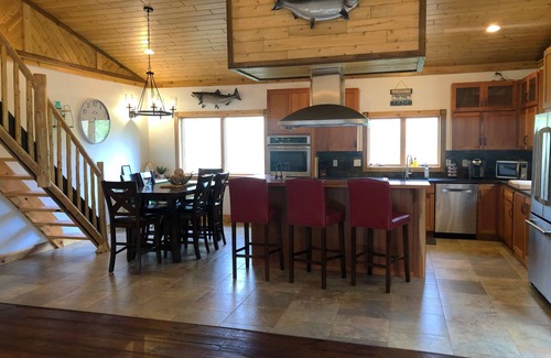 Maple City Ski Chalet | Sleeping Bear Dunes Hidden Gem ~ Perfect Family Vacation!