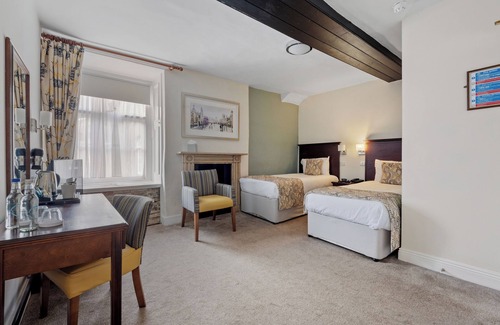 Dorchester Hotel | Sleeping Bear Hotel Dorchester