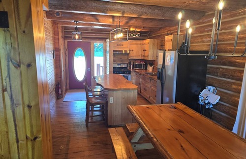 Lake Ann Hotel | Sleeping Bear Resort