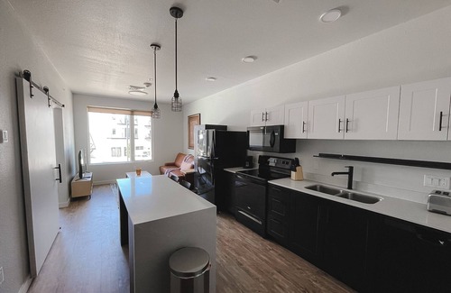 Bowling Green Apartment | Sleepover: Convenient 1BD/1BA - Bowling Green