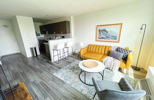 Cincinnati Apartment | Sleepover: Elite 1BD/1BA + Gym - Cincinnati