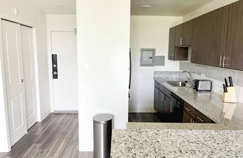Cincinnati Apartment | Sleepover: Elite 1BD/1BA + Gym - Cincinnati