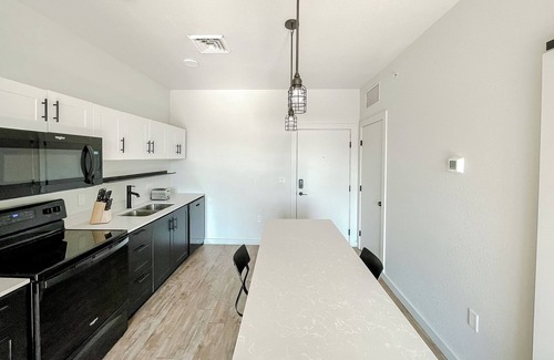 Bowling Green Apartment | Sleepover: Inviting 1BD/1BA - Bowling Green