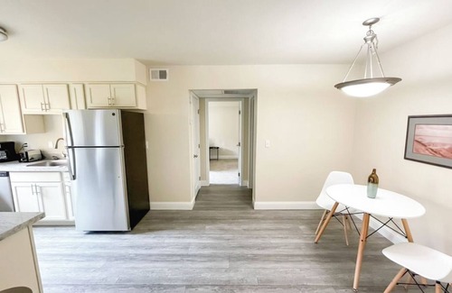 Oklahoma City Apartment | Sleepover: Plush 1BD/1BA + Gym & Pool - OKCn