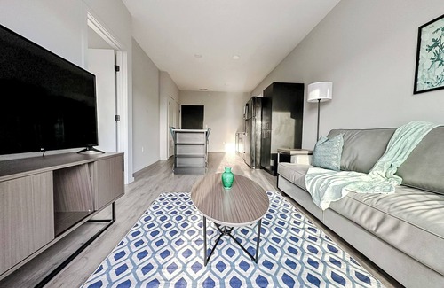 Downtown Omaha Apartment | Sleepover: Pristine 1BD/1BA + Gym - Downtown Omaha