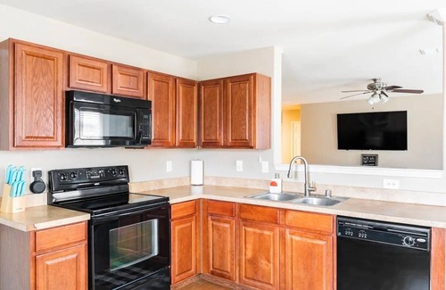 Fate House | Sleeps 10*Pet Friendly*Kid Friendly*Near Dallas