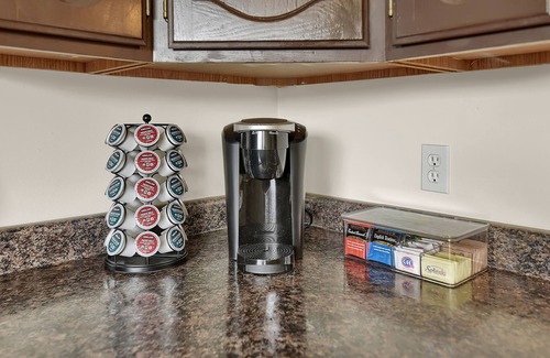 Canyon Rim House | Sleeps 11 - Family Friendly - Washer+Dryer - PlayStation Pro - Games - Fast Wifi