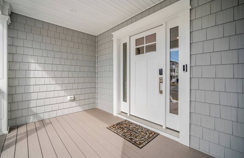 Brigantine House | Sleeps 12- 2 min walk to beach: Newly constructed 5-BR house in N Brigantine .