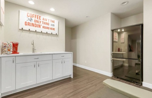 Thornton House | Sleeps 12 - Thornton - 25 Min. to Downtown Denver