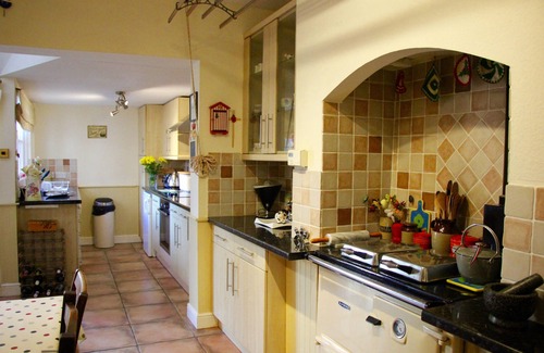 Saxmundham Villa | Sleeps 14 Seaside Luxury House on the Suffolk Heritage