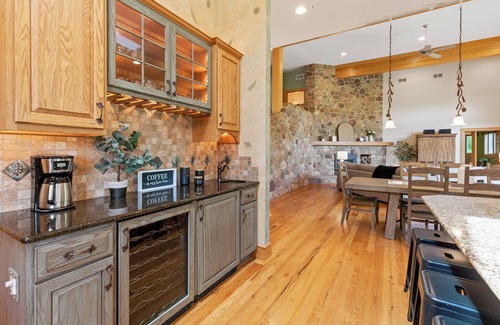 Rexmont House | Sleeps 19+ with Hot tub, Game Room & Swing Set