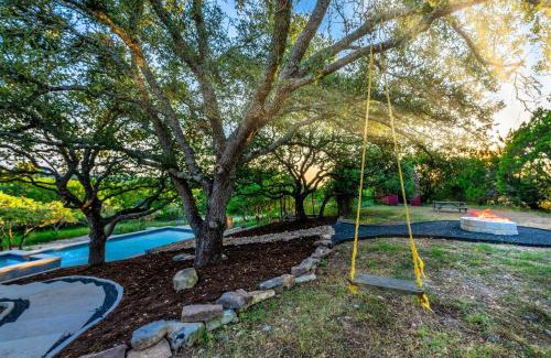 West Oak Hill House | Sleeps 20 Private Pool Backyard Luxurious Home