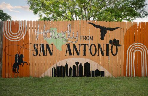 North San Antonio - SAT House | Sleeps 20 Sport Court Pool Hot Tub Putt Putt Games