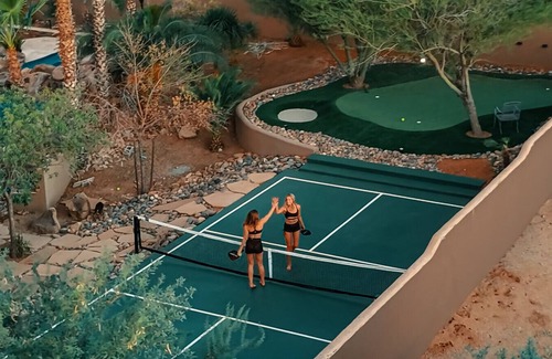 Rio Verde Foothills Apartment | Sleeps 25 Heated Pool and Spa Pickleball Court